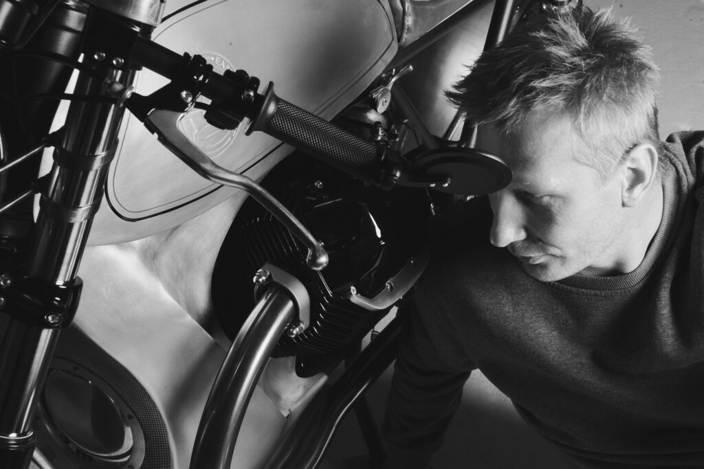 Moto Guzzi Cafe Racer Custom bike by Eastern Spirit Garage